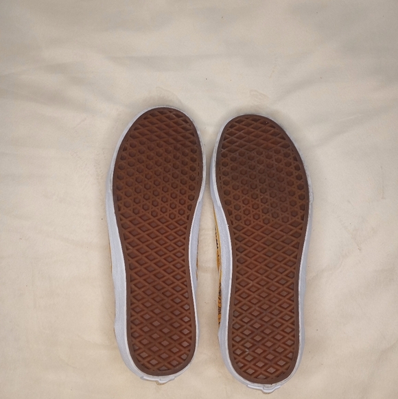 Vans Classic Yellow Black Bandana Print Slip On Streetwear Low Profile Sneaker - Picture 5 of 9